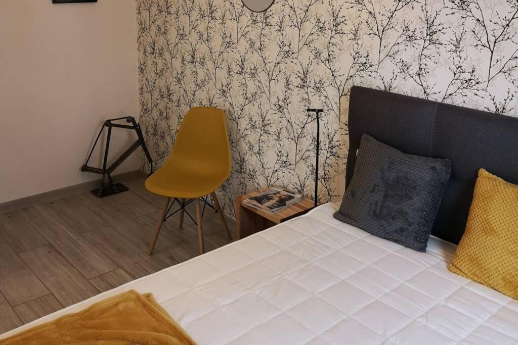 גדנסק The Yellow Apartment מראה חיצוני תמונה